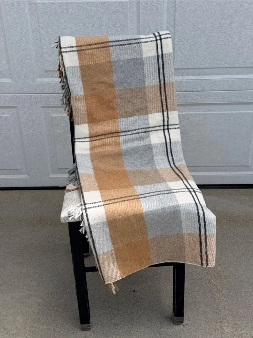Roca Home Plaid Throw Blanket Fringed Edges Tan Gray & White Cozy Fall Home Déco